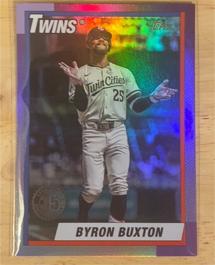 2025 Topps Update #U90-24 Byron Buxton — front