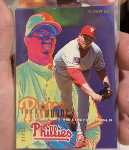 1995 Fleer #402 Bobby Munoz — front