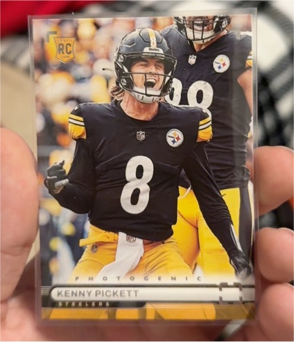 2022 Panini Chronicles Photogenic #PH-28 Kenny Pickett — front