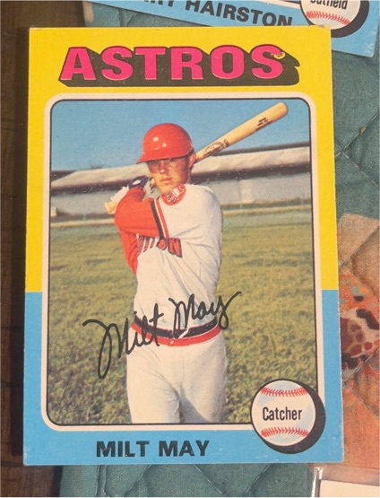 1975 Topps #279 Milt May — front