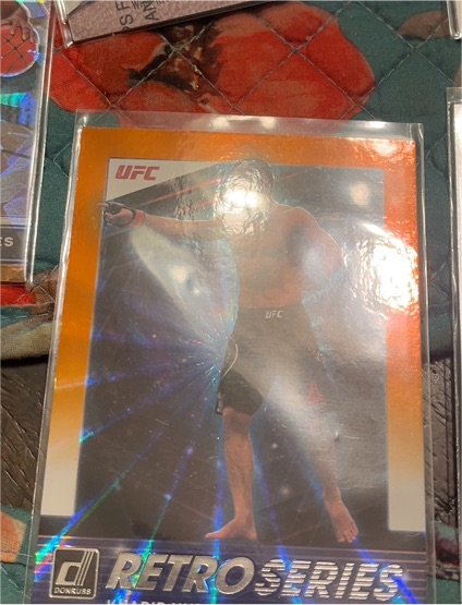 2022 Panini Donruss UFC Retro Series #8 Henry Cejudo — front