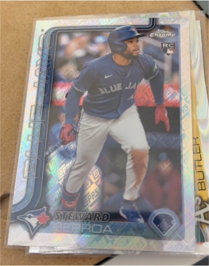 2025 Topps Chrome #163 Steward Berroa — front