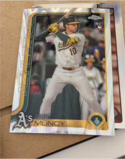 2025 Topps Chrome #221 Max Muncy — front