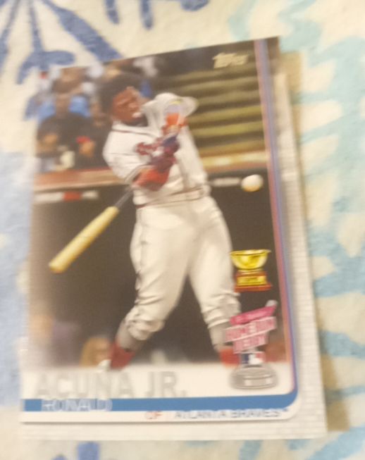 2019 Topps Update #US271 Ronald Acuña Jr. — front