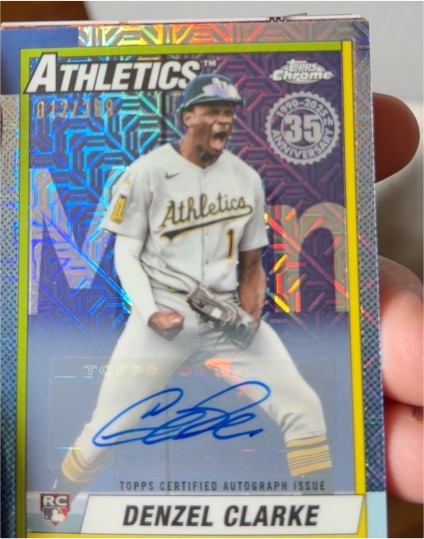 2025 Topps Update Series - 1990 Chrome Blue Mojo #U90C-9 Denzel Clarke — front