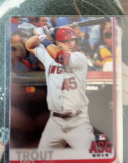 2019 Topps Update #US146 Mike Trout — front