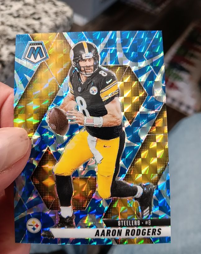 2020 Panini Mosaic #8 Aaron Rodgers — front