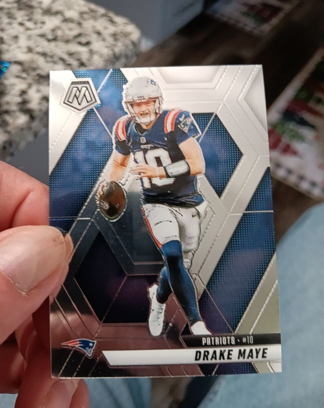 2025 Panini Mosaic #28 Drake Maye — front