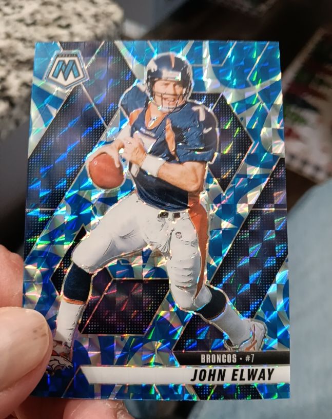 2025 Panini Mosaic #31 John Elway Mosaic Green — front