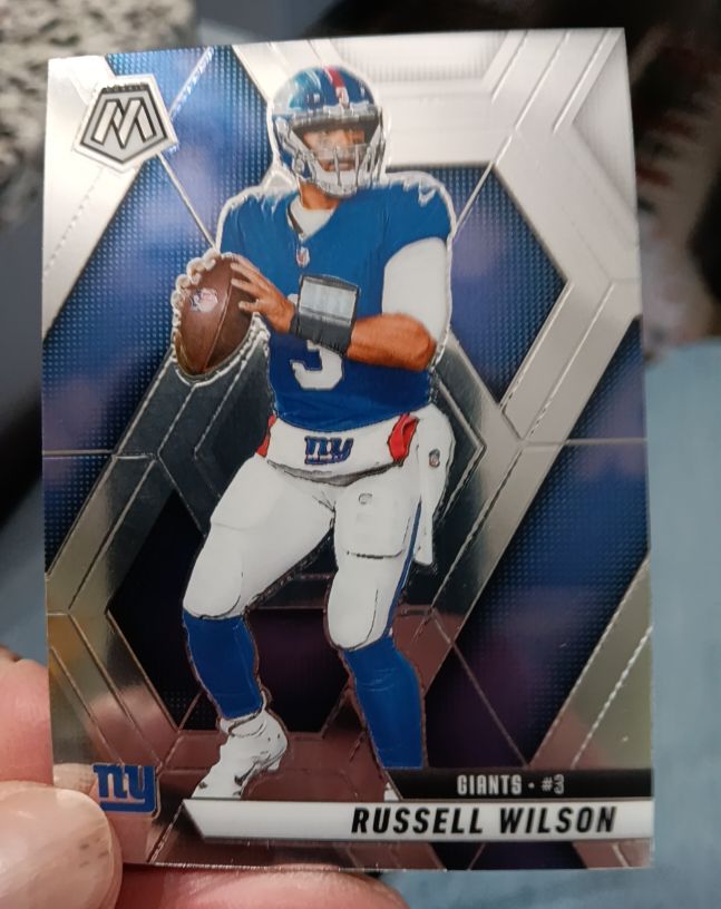 2025 Panini Mosaic #14 Russell Wilson — front