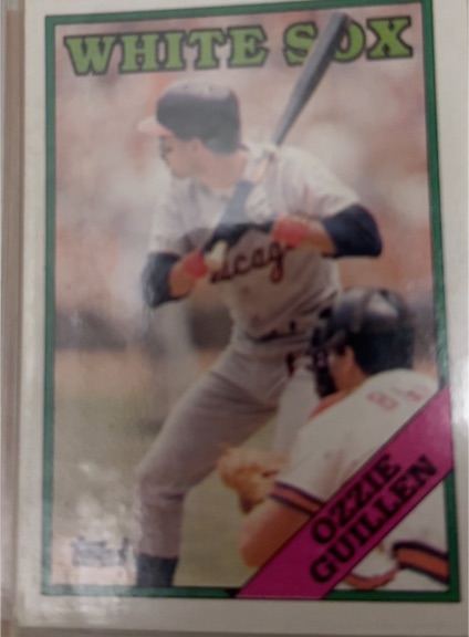1988 Topps #585 Ozzie Guillen — front