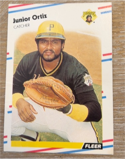 1988 Fleer #335 Junior Ortiz — front