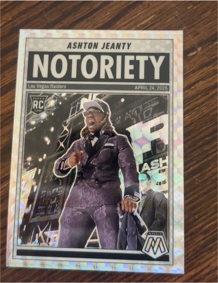 2025 Panini Mosaic #18 Ashton Jeanty Notoriety Mosaic — front