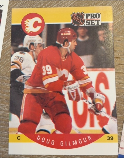 1990 Pro Set #39 Doug Gilmour — front