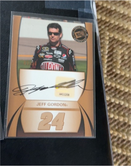 2010 Press Pass Signings Jeff Gordon #24 — front