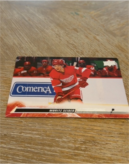 2022-23 Upper Deck Series 2 #312 Moritz Seider — front