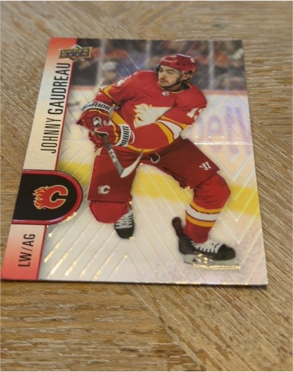2022-23 Upper Deck Tim Hortons #32 Johnny Gaudreau — front