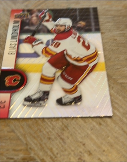 2022-23 Upper Deck Tim Hortons #44 Elias Lindholm — front