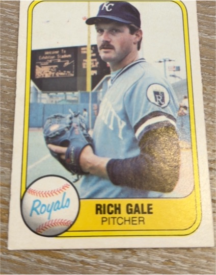 1981 Fleer #40 Rich Gale Kansas City Royals — front
