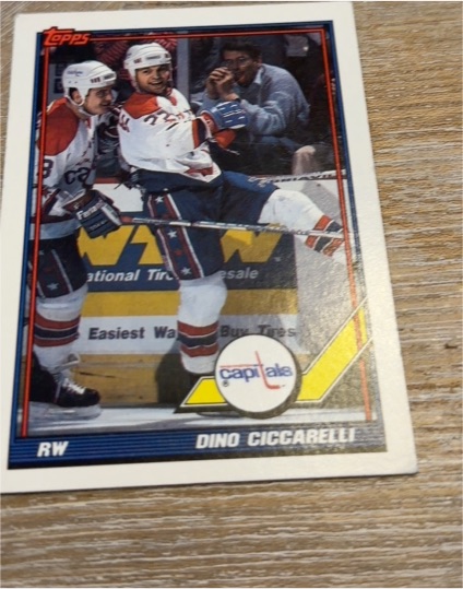 1991-92 Topps #429 Dino Ciccarelli — front