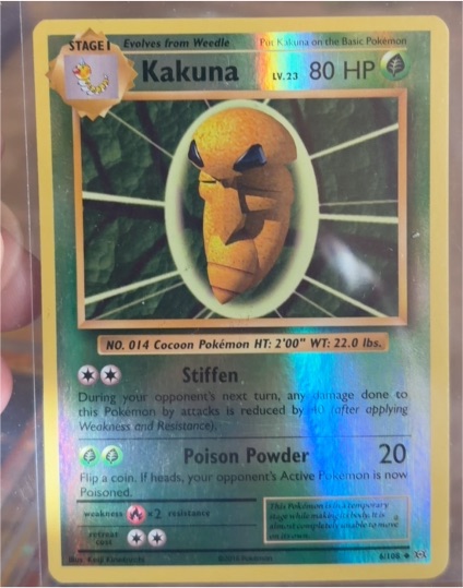 1999 Pokémon Base Set #33 Kakuna — front