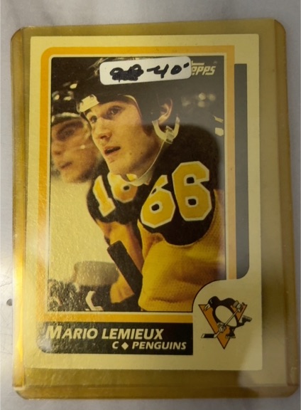 1986-87 O-Pee-Chee #122 Mario Lemieux — front