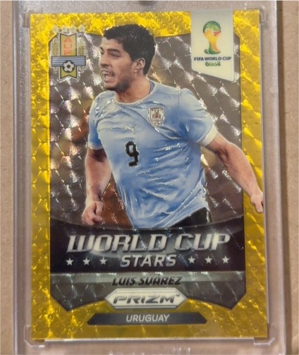 2014 Panini Prizm World Cup Stars #37 Luis Suarez — front