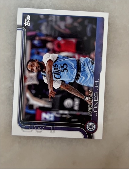 2025-26 Topps #148 Derrick Jones Jr. — front