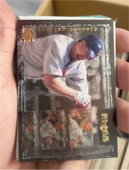 2000 Upper Deck Black Diamond #G6 Mark McGwire — front
