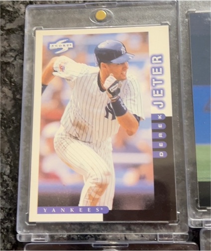1997 Score #22 Derek Jeter — front