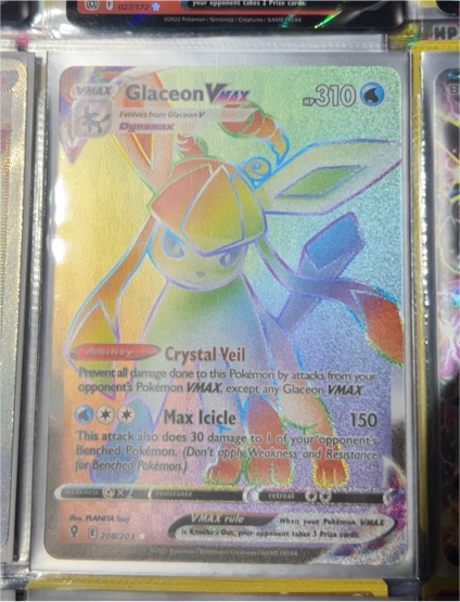 2021 Pokémon SWSH Evolving Skies #208 Glaceon VMAX — front