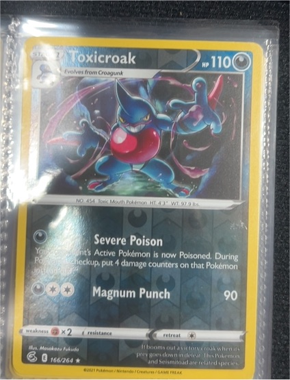 2021 Pokémon Fusion Strike #166 Toxicroak — front