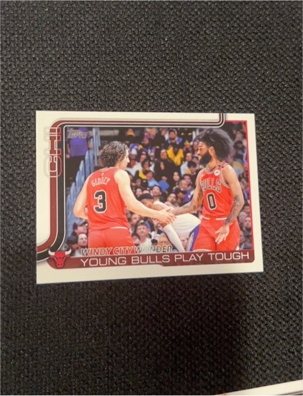 2025-26 Topps #277 Windy City Wonder Young Bulls Play Tough Chicago Bulls — front