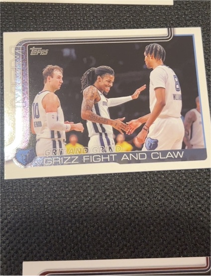 2025-26 Topps Basketball #298 Grit and Grind Grizz Fight and Claw Memphis Grizzlies — front