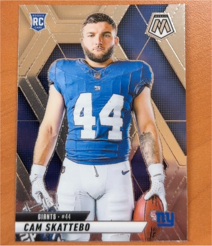 2025 Panini Mosaic #271 Cam Skattebo Rookie Variation — front