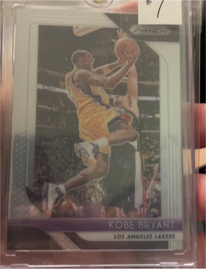 2018-19 Panini Prizm #15 Kobe Bryant — front