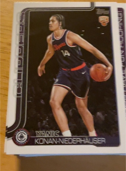 2025-26 Topps #230 Yanic Konan-Niederhäuser — front