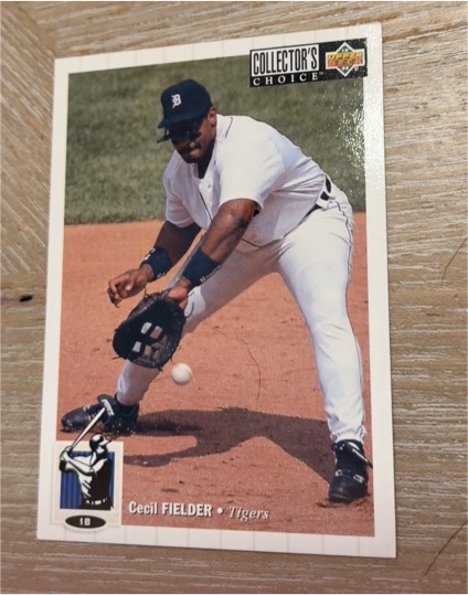 1994 Upper Deck Collector's Choice #100 Cecil Fielder — front