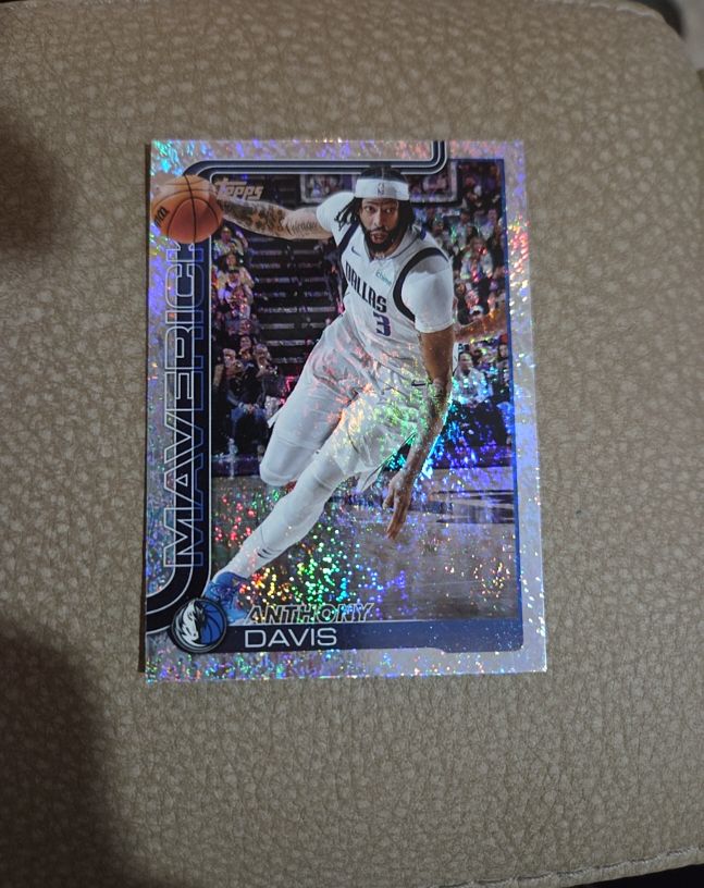 2025-26 Topps #169 Anthony Davis — front