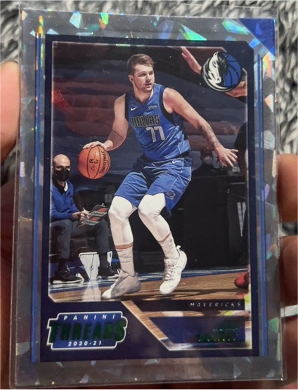 2020-21 Panini Chronicles Threads #82 Luka Doncic — front