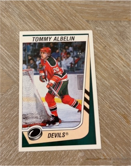 1989-90 Panini #257 Tommy Albelin — front