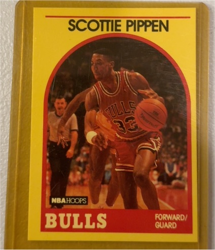 1989-90 Hoops #244 Scottie Pippen — front