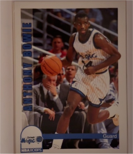 1992-93 Hoops #439 Anthony Bowie — front