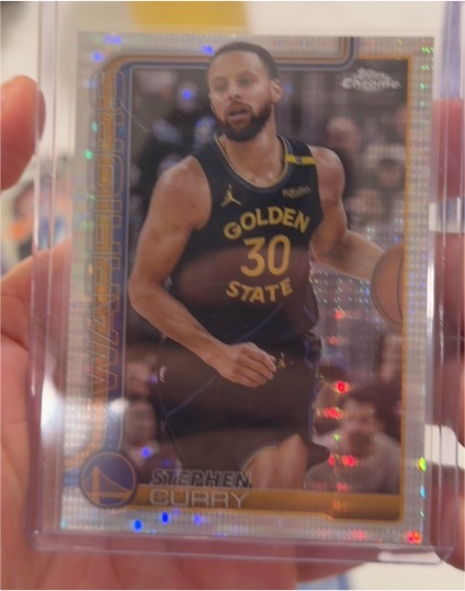 2025-26 Topps Chrome #201 Stephen Curry — front