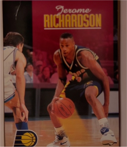 1992-93 SkyBox #348 Jerome Richardson — front