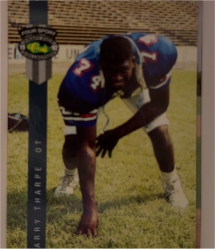 1992 Classic Four Sport #136 Larry Tharpe — front