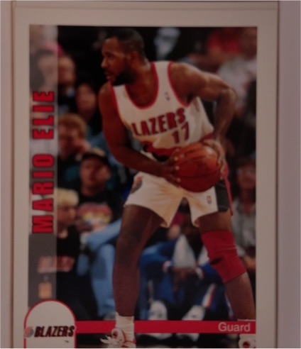 1992-93 Hoops #455 Mario Elie — front