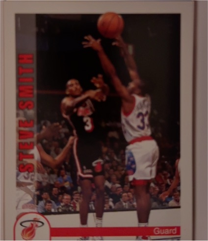 1992-93 Hoops #124 Steve Smith — front