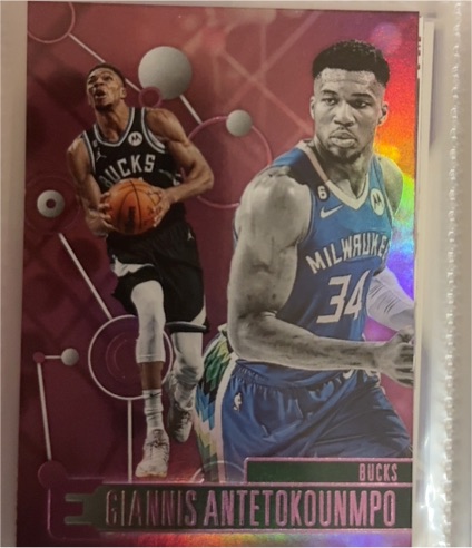 2022-23 Panini Chronicles Essentials #232 Giannis Antetokounmpo — front