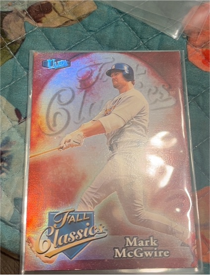 1998 Ultra Fall Classics Mark McGwire — front